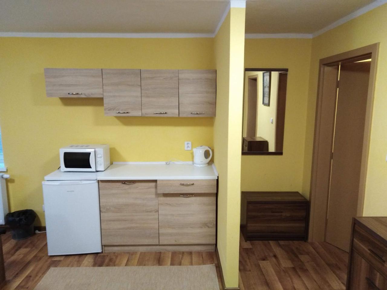 Penzion Snezenka Jiretin pod Bukovou Luaran gambar